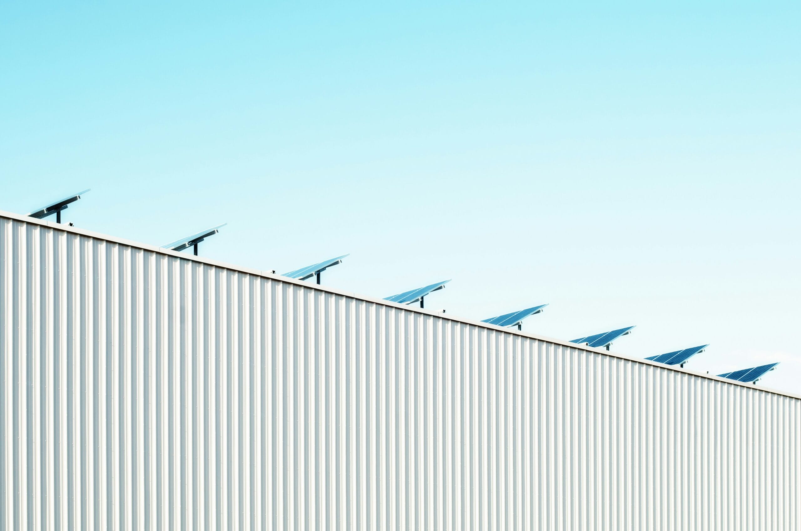 Zonnepanelen op industriële woning